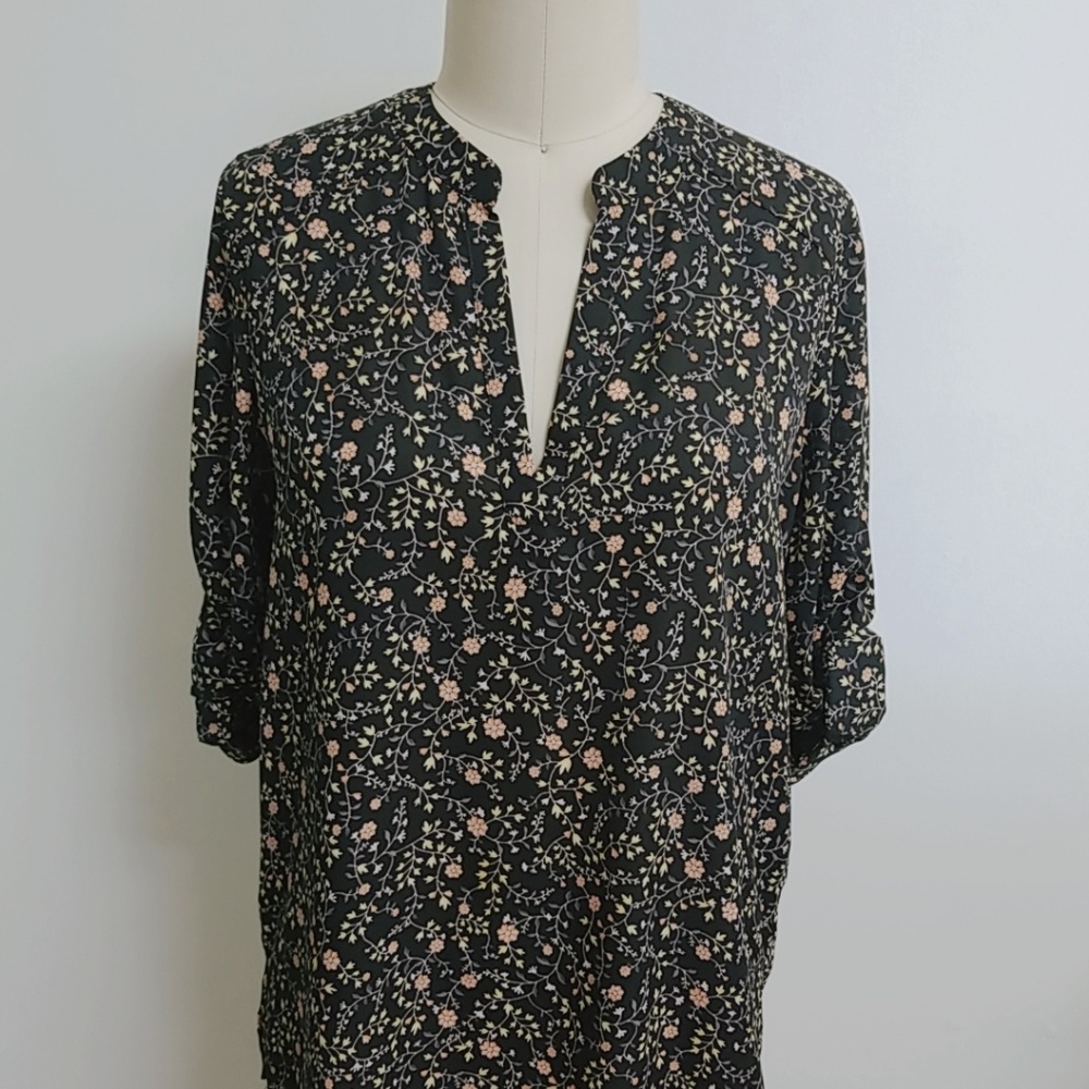 Roll Tab Sleeve Tunic
